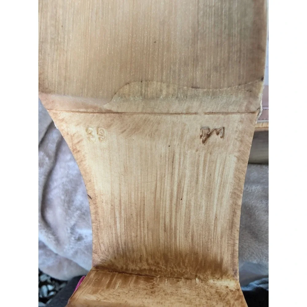 Steve Madden nude label